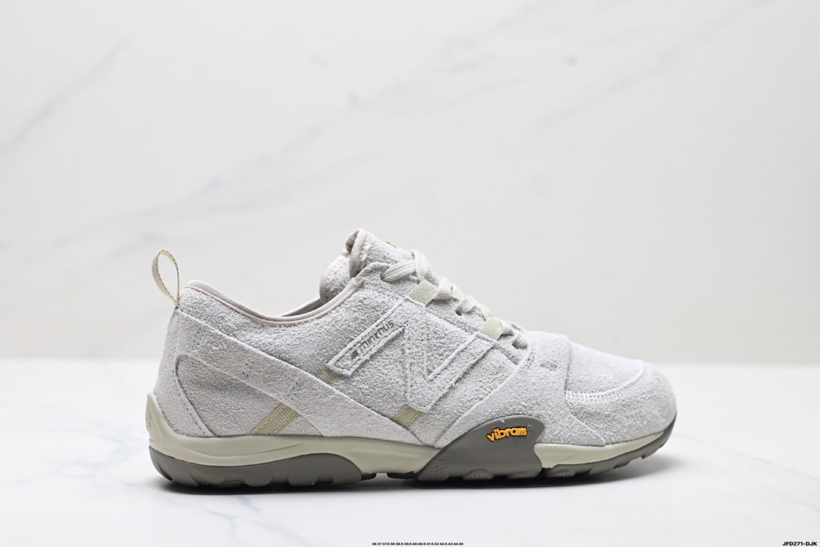 New Balance MT10 1 New Balance MT10