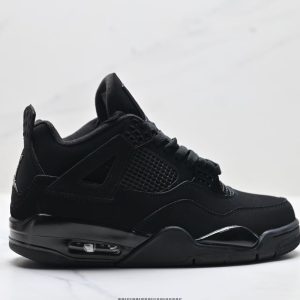 Nike Air Jordan 4 Retro