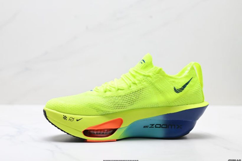 About Us - Nike Air Zoom Alphafly 3 Nike Air Zoom Alphafly 3 Built for marathon speed with <strong data-start="315" data-end="338">dual Air Zoom units</strong>, a <strong data-start="342" data-end="376">full-length carbon fiber plate</strong>, and <strong data-start="382" data-end="396">ZoomX foam</strong>—engineered to help you chase your next PR with confidence.