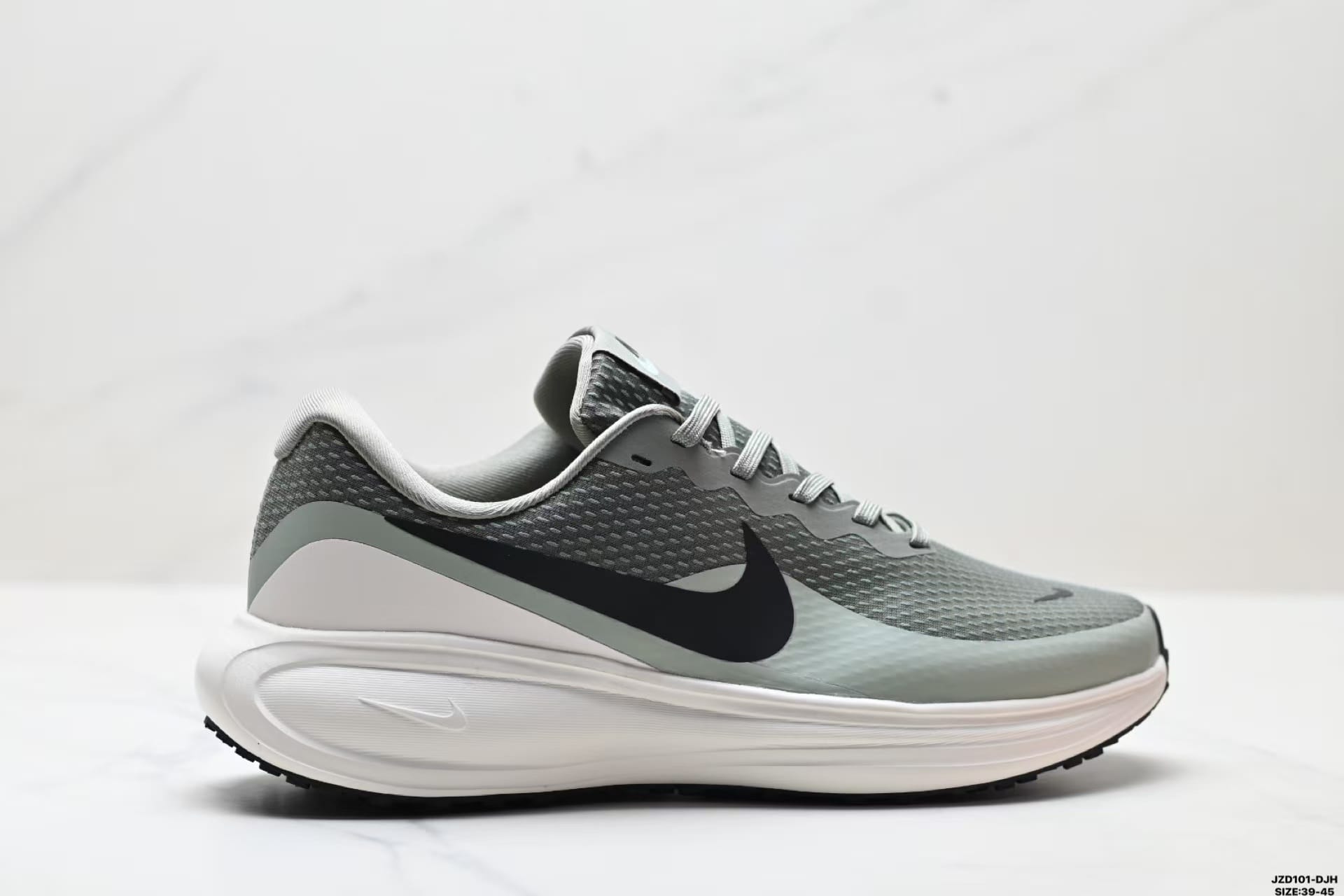 Nike REVOLUTION 8 10 Nike REVOLUTION 8 - Image 10