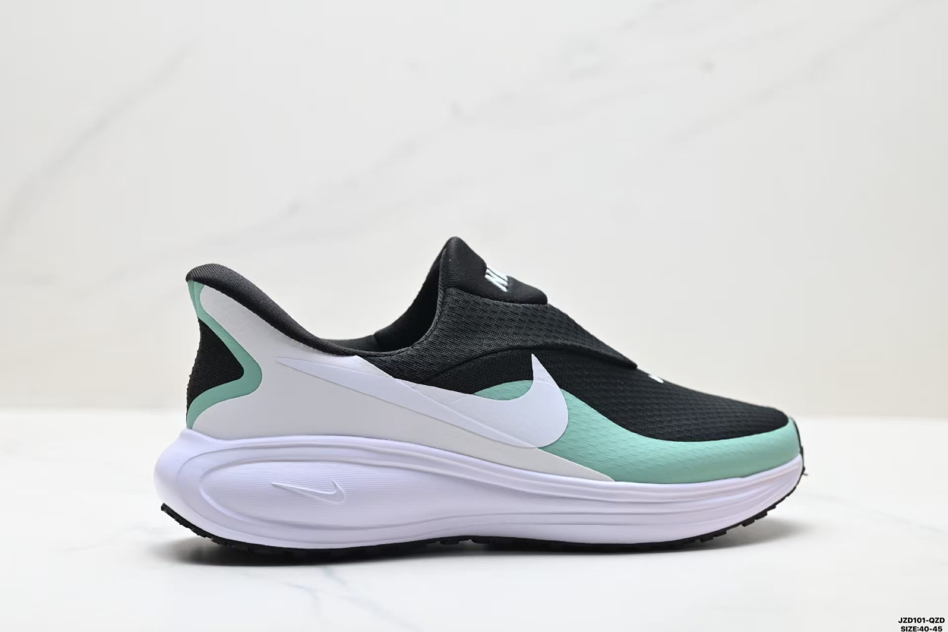 Nike REVOLUTION 8 3 Nike REVOLUTION 8 - Image 3