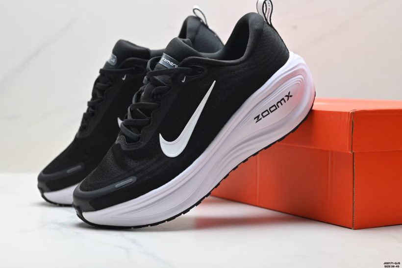 About Us - Nike Vomero Plus Nike Vomero Plus <h4>Nike Vomero Plus | Cushioned Low-Top Running Shoes | ReactX Foam + Air Zoom | HV8150</h4>