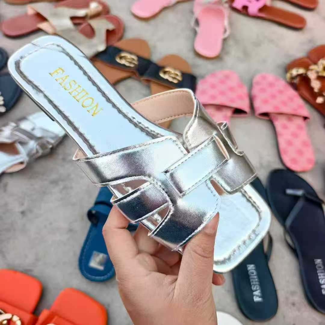 Africa Market Slippers – Long-Term Supply | Size EU 35–43 1 Africa Market Slippers – Long-Term Supply | Size EU 35–43