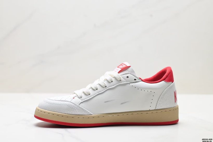 About Us - Golden Goose Ball Star Golden Goose Ball Star Golden Goose Ball Star Leather Star Low-Top Sneakers | Distressed Finish + Terry Lining | JED103-QZR
