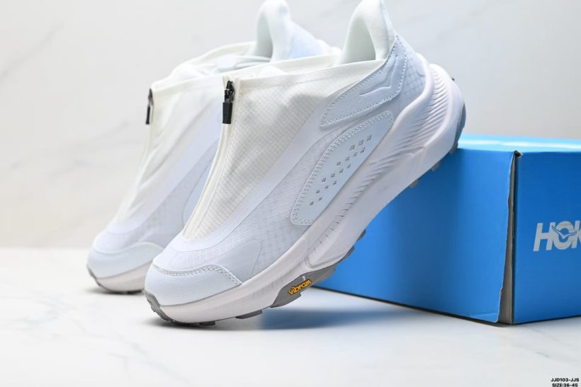 About Us - HOKA Project Transport HOKA Project Transport HOKA Project Transport low-top lifestyle shoes built for everyday comfort and stable steps. Durable, slip-resistant outsole. Size <strong data-start="891" data-end="900">36-45</strong>. ID: <strong data-start="906" data-end="920">JJD103-JJS</strong>.