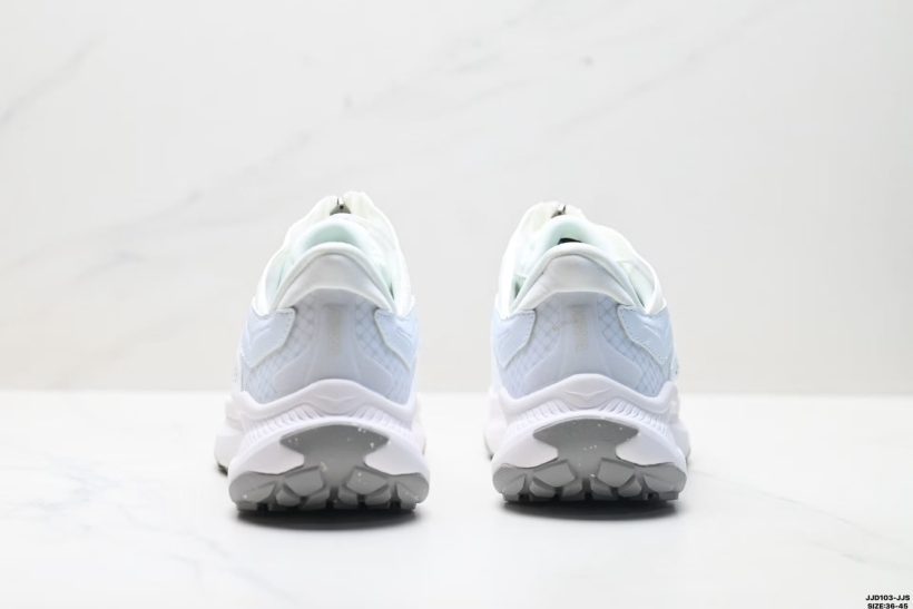 About Us - HOKA Project Transport HOKA Project Transport HOKA Project Transport low-top lifestyle shoes built for everyday comfort and stable steps. Durable, slip-resistant outsole. Size <strong data-start="891" data-end="900">36-45</strong>. ID: <strong data-start="906" data-end="920">JJD103-JJS</strong>.