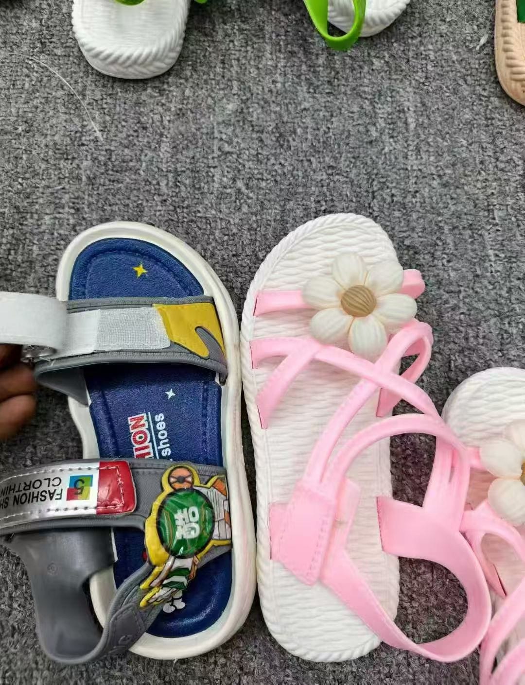 Kids PVC Beach Sandals 5 Kids PVC Beach Sandals - Image 5