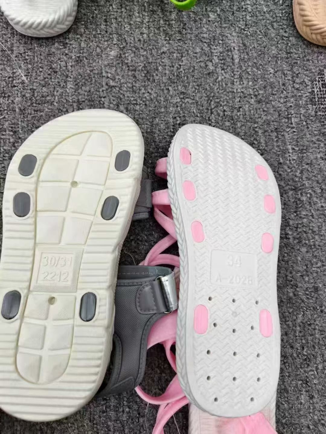 Kids PVC Beach Sandals 6 Kids PVC Beach Sandals - Image 6