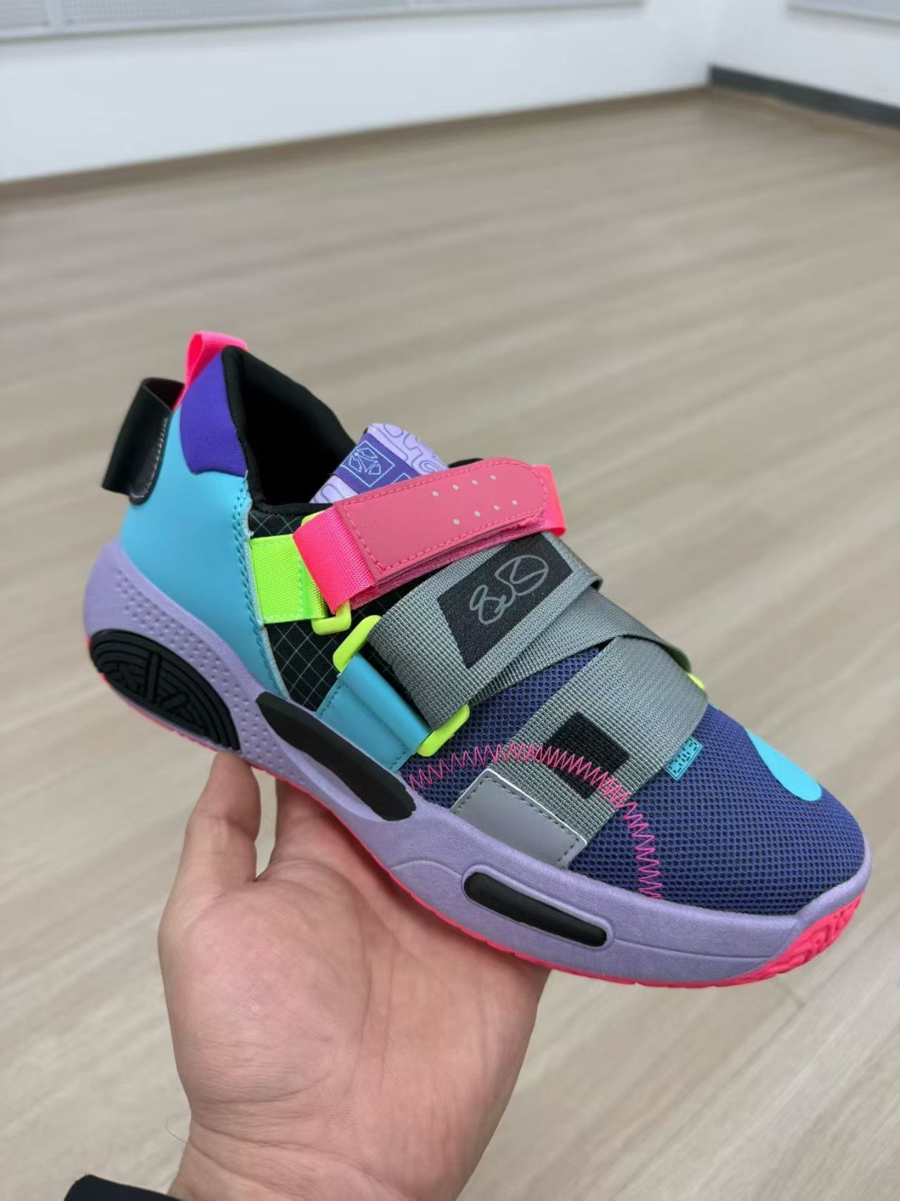 Kids Shoes In Stock | 5,000 Pairs 1 Kids Shoes In Stock | 5,000 Pairs