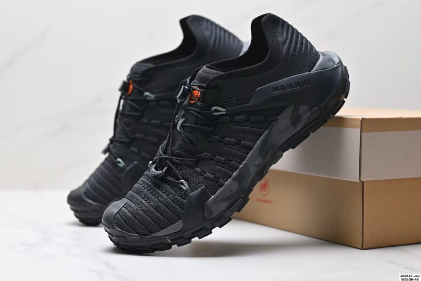 About Us - MAMMUT Hueco Knit II Low MAMMUT Hueco Knit II Low MAMMUT Hueco Knit II Low is a breathable knit low-top shoe built for everyday comfort—especially for wider forefeet. EVA cushioning and Base Fit 2.0 heel support keep your steps stable. Size 36–46.