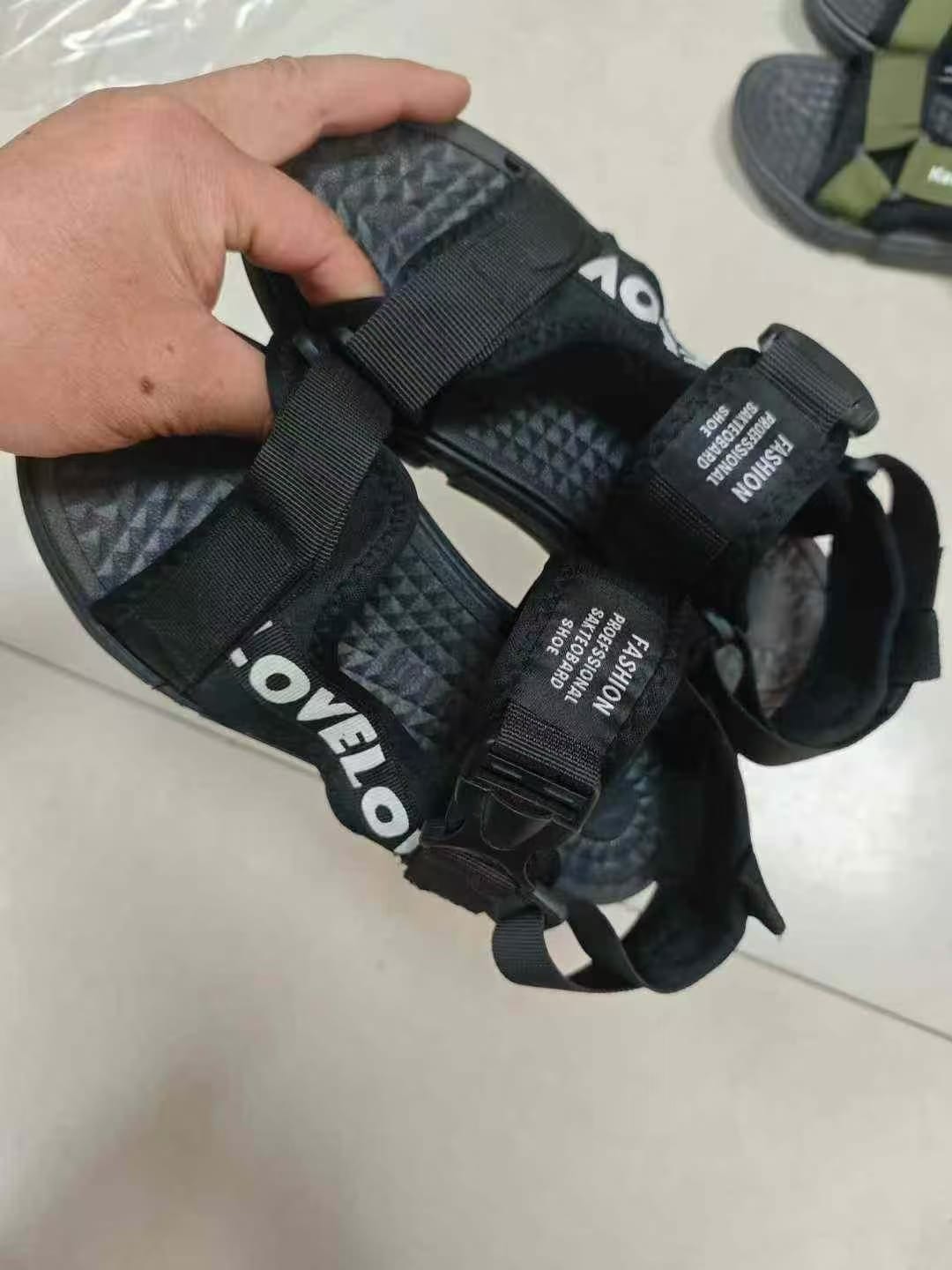 Men’s Beach Sandals 20000 6 Men’s Beach Sandals 20000 - Image 6