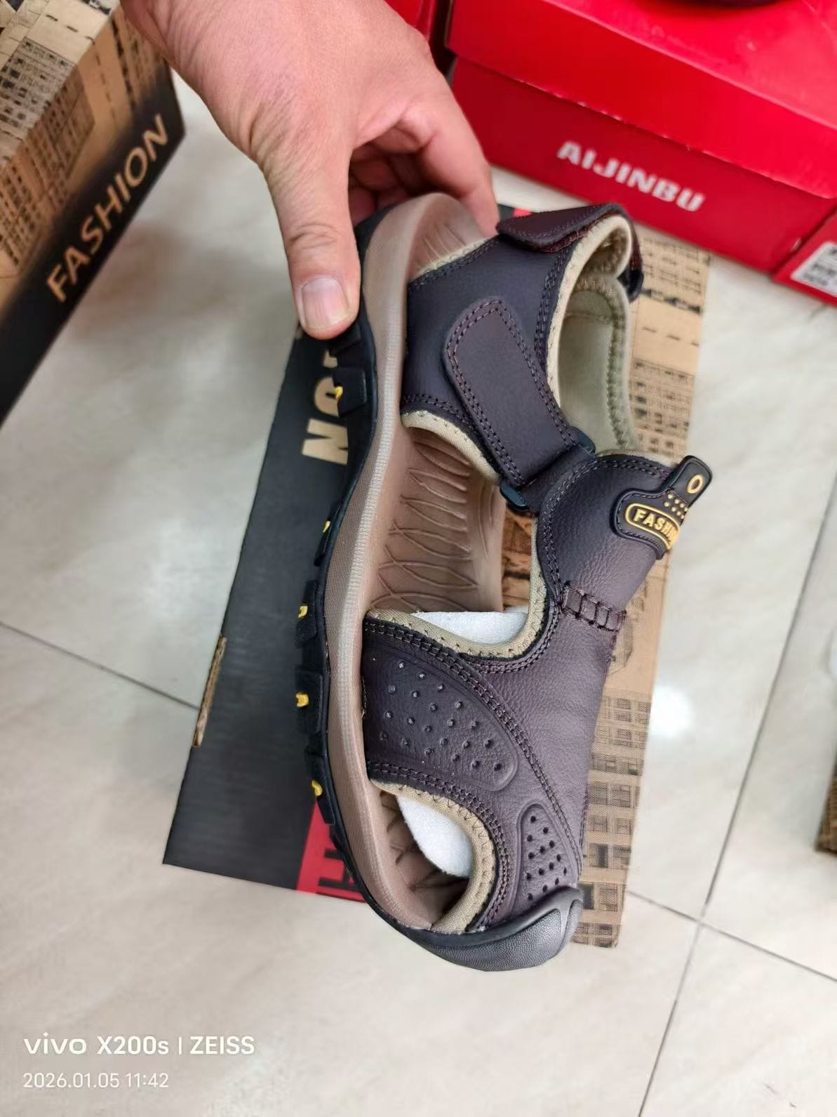 Men’s Breathable Leather Beach Sandals 5 Men’s Breathable Leather Beach Sandals - Image 5