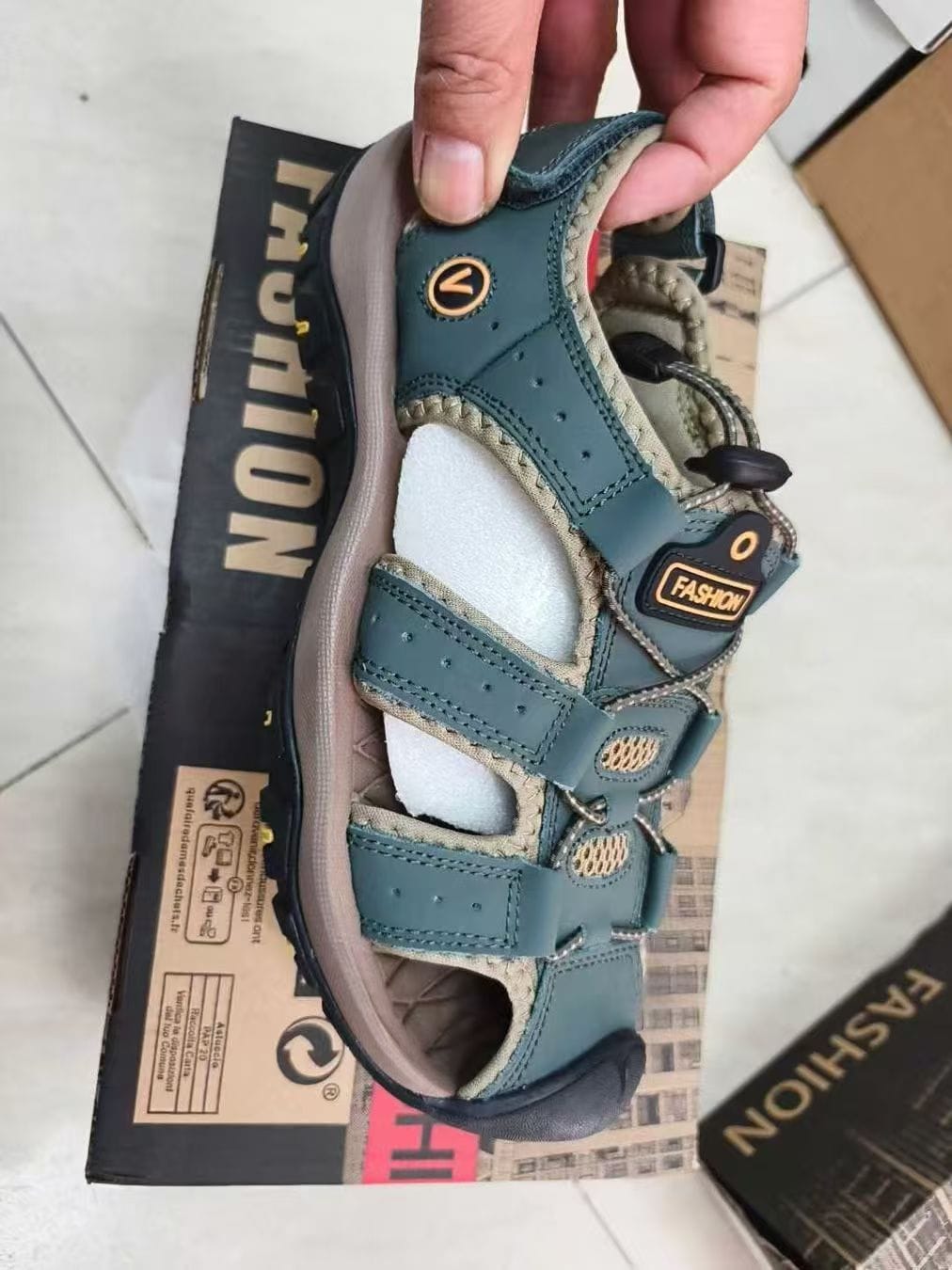 Men’s Breathable Leather Beach Sandals 1 Men’s Breathable Leather Beach Sandals