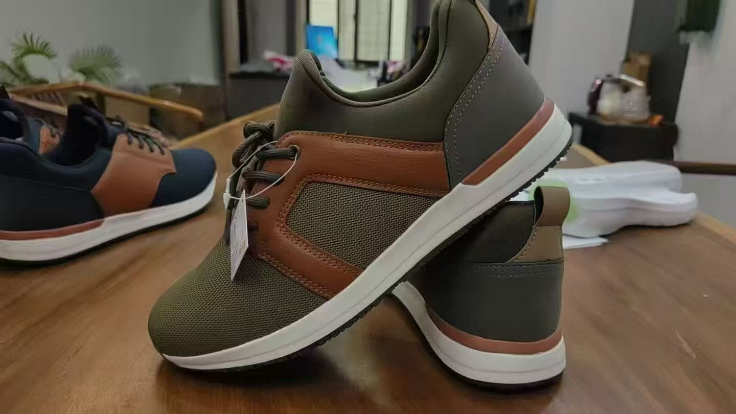 Men’s Rubber Outsole Shoes (2 Colorways) | 58,308 Pairs Ready Stock 1 Men’s Rubber Outsole Shoes (2 Colorways) | 58,308 Pairs Ready Stock