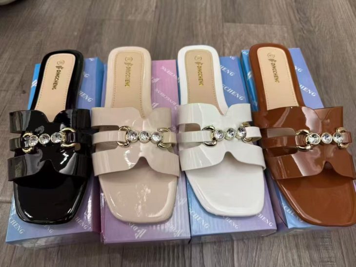 Mixed Women Slides In Stock | Assorted Styles | Size EU 36-41 11 About Us - Mixed Women Slides In Stock | Assorted Styles | Size EU 36-41 mixed women slides Mixed women’s slides in stock with assorted styles and a complete size run. Comfortable slip-on slippers for summer indoor and outdoor wear. Size EU 36-41.