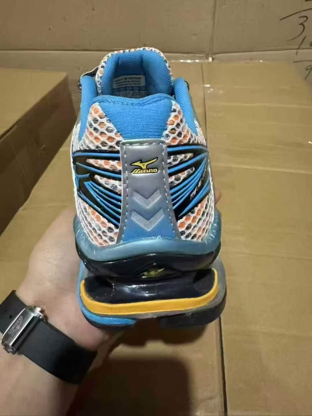 Mizuno Running Shoes — 5 Colorways Mixed 7 Mizuno Running Shoes — 5 Colorways Mixed - Image 7