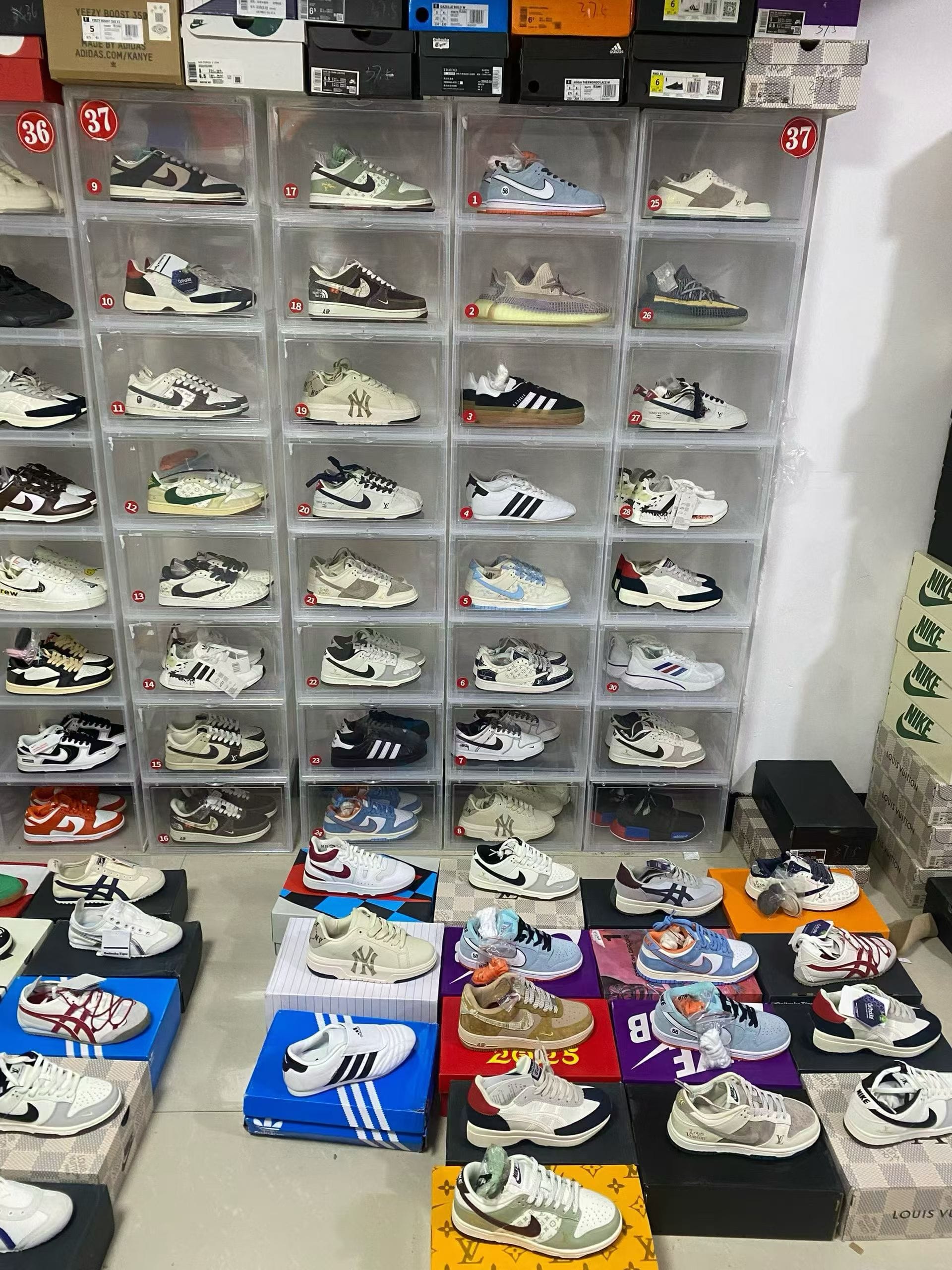 bulk shoes order packing and dispatch proof