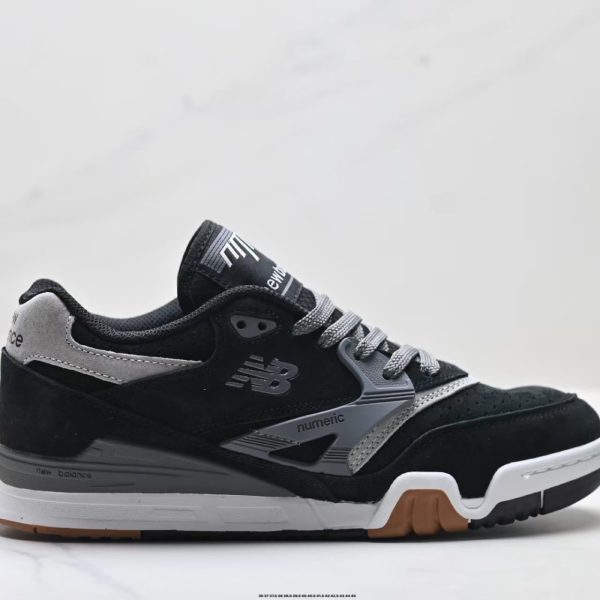 New Balance Numeric 770 (NM770GNY) is a clean,