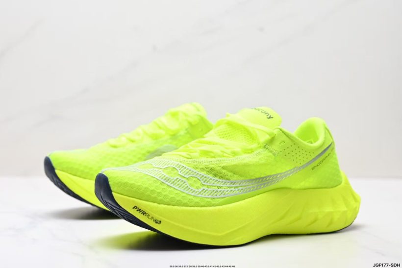 About Us - SAUCONY Endorphin Pro 4 Saucony Endorphin Pro Dual-foam midsole with PWRRUN HG + PWRRUN PB for energetic rebound, plus Speedroll and a full-length carbon plate for faster transitions.