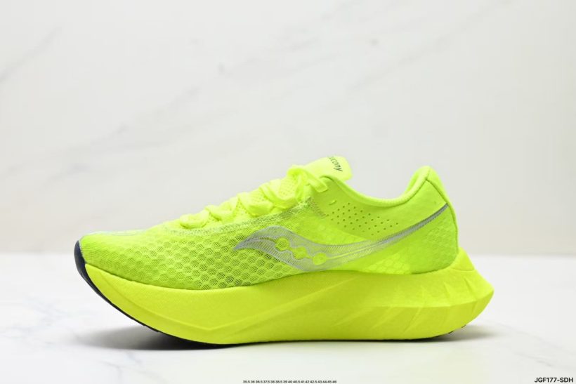 About Us - SAUCONY Endorphin Pro 4 Saucony Endorphin Pro Dual-foam midsole with PWRRUN HG + PWRRUN PB for energetic rebound, plus Speedroll and a full-length carbon plate for faster transitions.