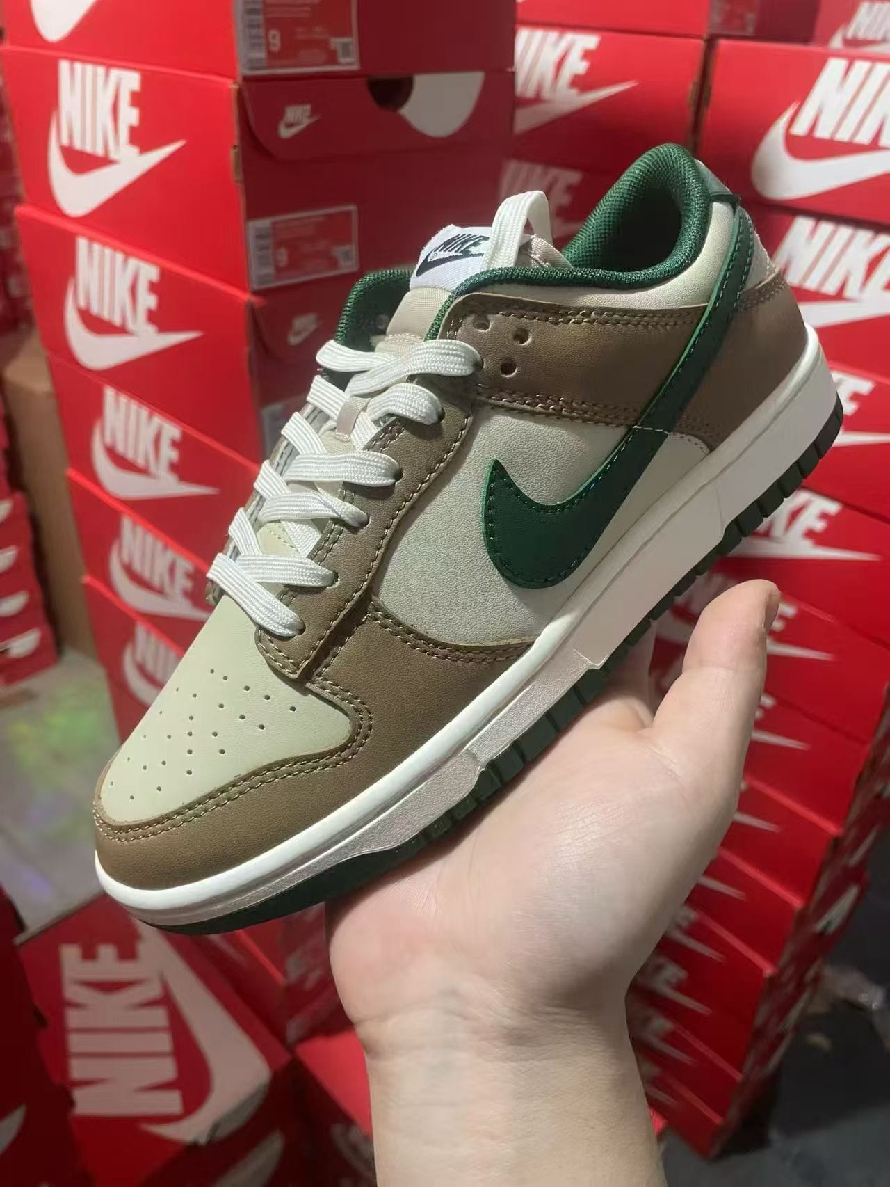 SB style skate sneakers 1 SB style skate sneakers