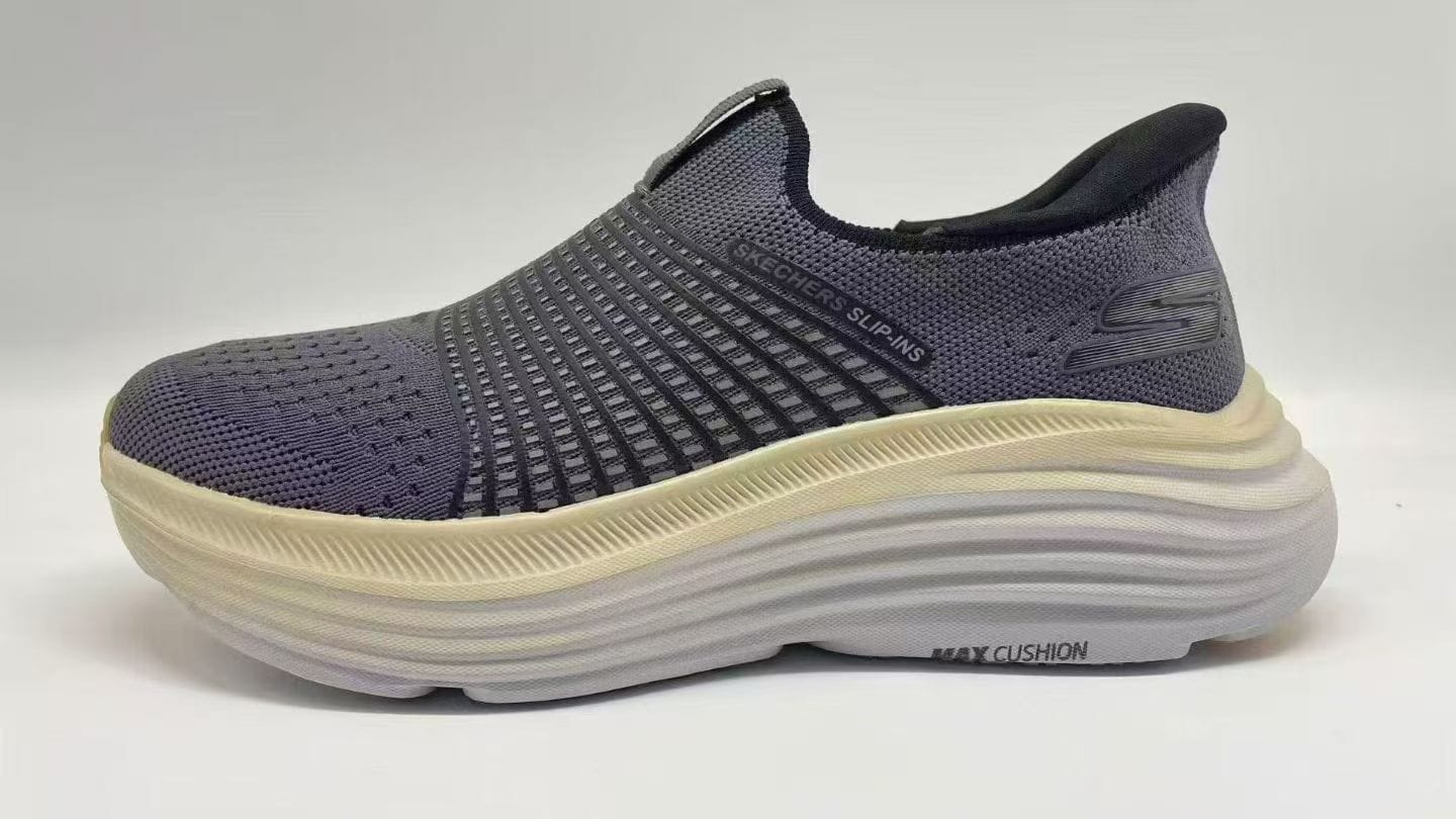 Skechers Wholesale: 6,000 Pairs Men's Knit Shoes Sizes 40-45 12 Skechers Wholesale: 6,000 Pairs Men's Knit Shoes Sizes 40-45 - Image 12