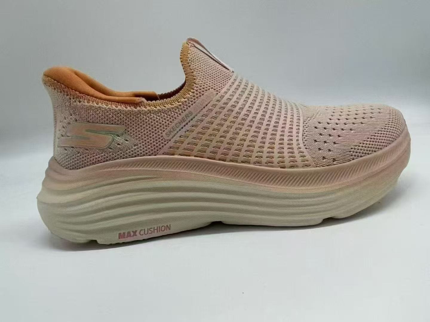 Skechers Wholesale: 6,000 Pairs Men's Knit Shoes Sizes 40-45 6 Skechers Wholesale: 6,000 Pairs Men's Knit Shoes Sizes 40-45 - Image 6
