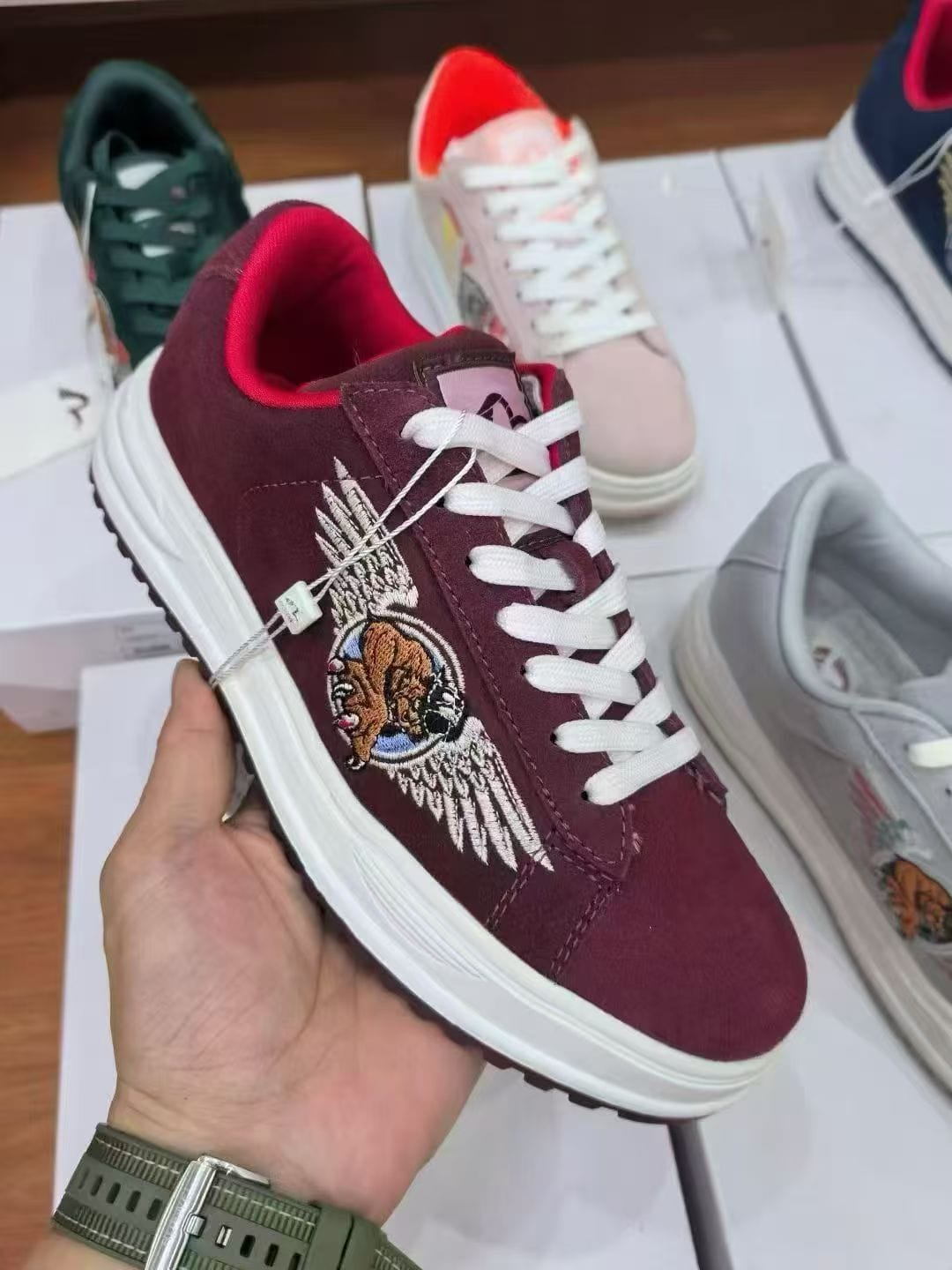 Unisex Leather Skate Sneakers – Rubber Sole 1 Unisex Leather Skate Sneakers – Rubber Sole