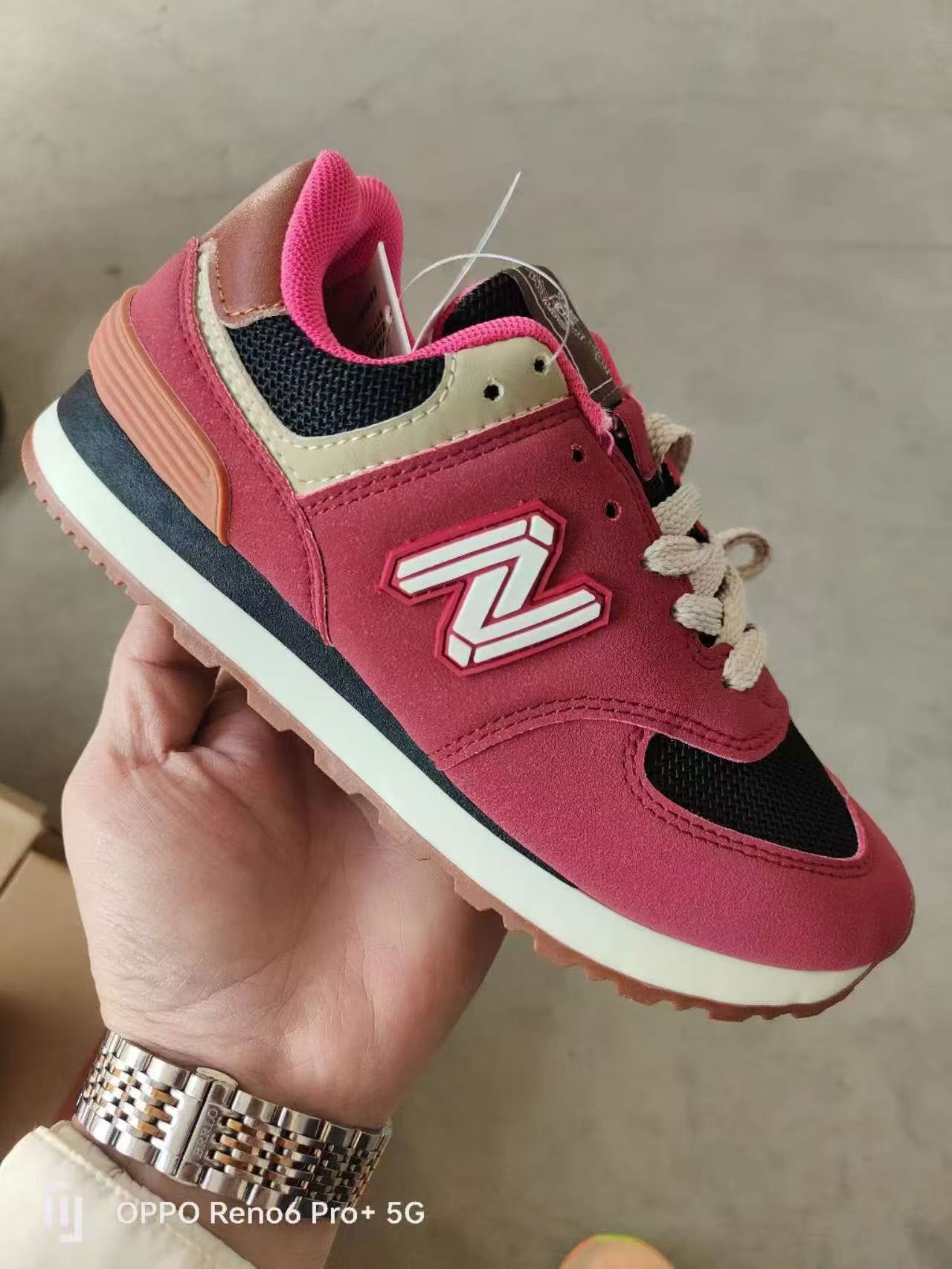 Women’s N-Style Sneakers – EU 35-40, 18,000 Pairs, Mixed Colors 2 Women’s N-Style Sneakers – EU 35-40, 18,000 Pairs, Mixed Colors - Image 2