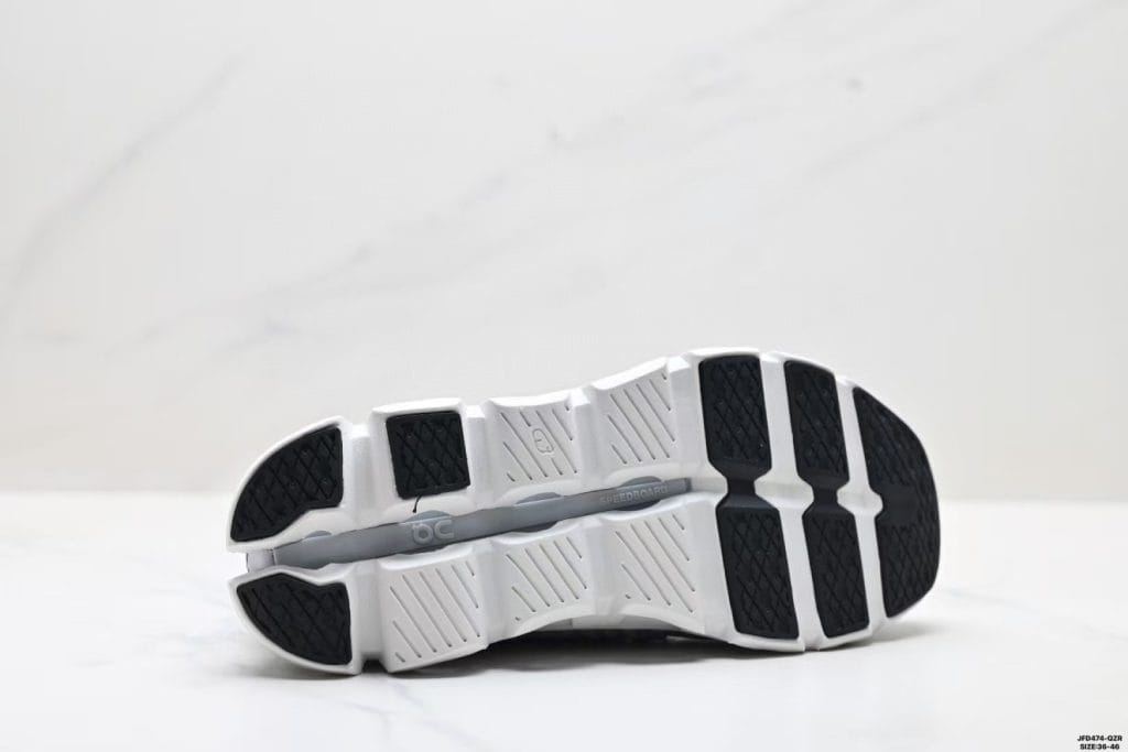 On Cloudswift 4 midsole outsole structure detail