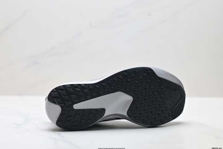 About Us - Adidas Adizero Pro Evo SL ATR adidas Adizero Pro Evo SL The <strong data-start="578" data-end="607">adidas Adizero Pro Evo SL</strong> delivers a lightweight, responsive ride built for speed-focused training and race-day feel.