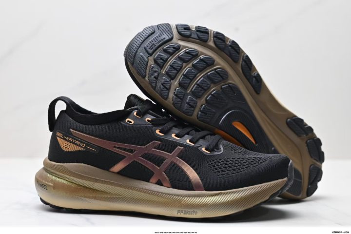 ASICS GEL-KAYANO 31 21 ASICS GEL-KAYANO 31 double-layer knit upper close up