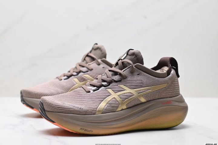ASICS Gel-Nimbus 27 20 ASICS Gel-Nimbus 27 heel and forefoot GEL cushioning detail