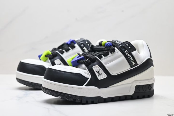 About Us - LV Trainer Maxi Low Sneaker LV Trainer Maxi Low Sneaker The <strong data-start="587" data-end="618">LV Trainer Maxi Low Sneaker</strong> delivers a bold “maxi” low-top look with an easy streetwear vibe. A chunky silhouette adds standout style