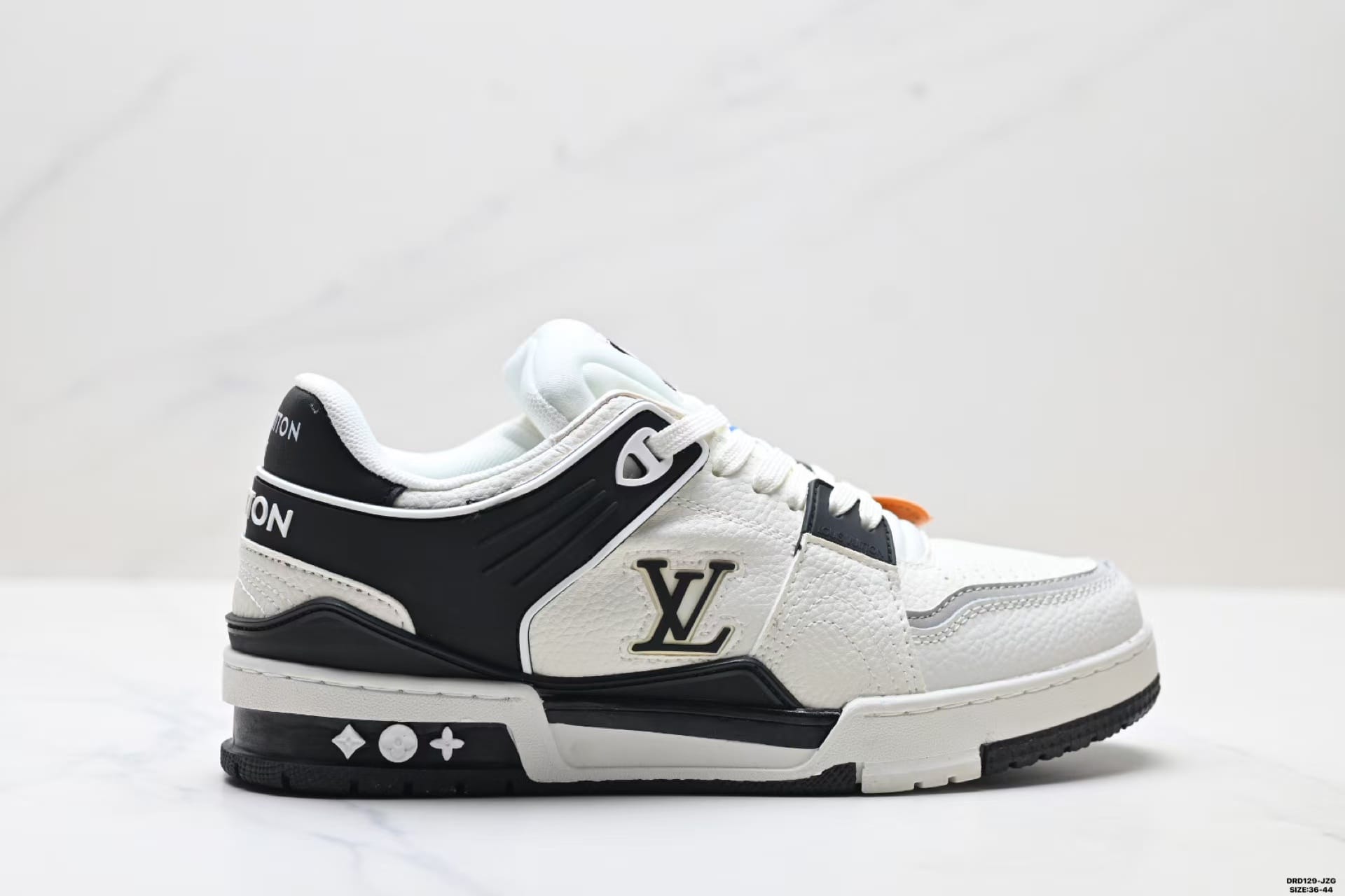 LV Trainer Sneaker Low 8 LV Trainer Sneaker Low - Image 8
