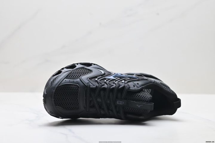 Mizuno WAVE PROPHECY LS 6 Mizuno WAVE PROPHECY LS side view D1GA251102