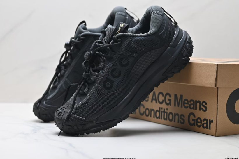 About Us - NIKE ACG Mountain Fly 2 Low GTX NIKE ACG Mountain Fly 2 Low GTX <div class="flex flex-col text-sm pb-25"><article class="text-token-text-primary w-full focus:outline-none [-shadow-height:45px] has-data-writing-block:pointer-events-none has-data-writing-block:-mt-(-shadow-height) has-data-writing-block:pt-(-shadow-height) [&:has([data-writing-block])>*]:pointer-events-auto scroll-mt-[calc(var(-header-height)+min(200px,max(70px,20svh)))]" dir="auto" tabindex="-1" data-turn-id="request-WEB:6c2c81a0-0c2c-404f-938a-3e4d733a6725-10" data-testid="conversation-turn-4" data-scroll-anchor="true" data-turn="assistant"> <div class="text-base my-auto mx-auto pb-10 [-thread-content-margin:-spacing(4)] @w-sm/main:[-thread-content-margin:-spacing(6)] @w-lg/main:[-thread-content-margin:-spacing(16)] px-(-thread-content-margin)"> <div class="[-thread-content-max-width:40rem] @w-lg/main:[-thread-content-max-width:48rem] mx-auto max-w-(-thread-content-max-width) flex-1 group/turn-messages focus-visible:outline-hidden relative flex w-full min-w-0 flex-col agent-turn" tabindex="-1"> <div class="flex max-w-full flex-col grow"> <div class="min-h-8 text-message relative flex w-full flex-col items-end gap-2 text-start break-words whitespace-normal [.text-message+&]:mt-1" dir="auto" data-message-author-role="assistant" data-message-id="826cb333-1875-44f7-bd97-6e1824c224a5" data-message-model-slug="gpt-5-2-thinking"> <div class="flex w-full flex-col gap-1 empty:hidden first:pt-[1px]"> <div class="markdown prose dark:prose-invert w-full wrap-break-word light markdown-new-styling"></div> </div> </div> </div> <div class="z-0 flex min-h-[46px] justify-start">NIKE ACG Mountain Fly 2 Low GTX is a waterproof trail sneaker built for everyday routes and unpredictable weather. A GORE-TEX upper helps block rain, while a quick lace toggle and supportive build keep the fit secure.</div> <div class="mt-3 w-full empty:hidden"> <div class="text-center"></div> </div> </div> </div> </article></div> <div class="pointer-events-none h-px w-px absolute bottom-0" aria-hidden="true" data-edge="true"></div>