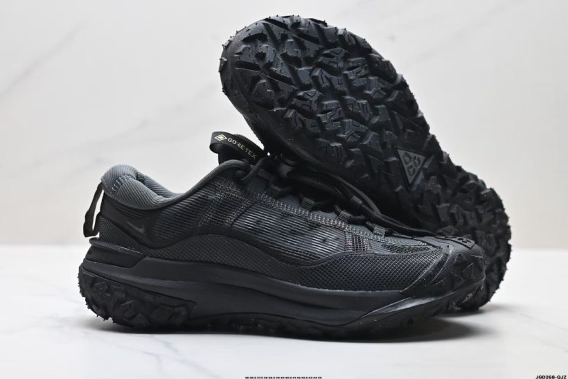 About Us - NIKE ACG Mountain Fly 2 Low GTX NIKE ACG Mountain Fly 2 Low GTX <div class="flex flex-col text-sm pb-25"><article class="text-token-text-primary w-full focus:outline-none [-shadow-height:45px] has-data-writing-block:pointer-events-none has-data-writing-block:-mt-(-shadow-height) has-data-writing-block:pt-(-shadow-height) [&:has([data-writing-block])>*]:pointer-events-auto scroll-mt-[calc(var(-header-height)+min(200px,max(70px,20svh)))]" dir="auto" tabindex="-1" data-turn-id="request-WEB:6c2c81a0-0c2c-404f-938a-3e4d733a6725-10" data-testid="conversation-turn-4" data-scroll-anchor="true" data-turn="assistant"> <div class="text-base my-auto mx-auto pb-10 [-thread-content-margin:-spacing(4)] @w-sm/main:[-thread-content-margin:-spacing(6)] @w-lg/main:[-thread-content-margin:-spacing(16)] px-(-thread-content-margin)"> <div class="[-thread-content-max-width:40rem] @w-lg/main:[-thread-content-max-width:48rem] mx-auto max-w-(-thread-content-max-width) flex-1 group/turn-messages focus-visible:outline-hidden relative flex w-full min-w-0 flex-col agent-turn" tabindex="-1"> <div class="flex max-w-full flex-col grow"> <div class="min-h-8 text-message relative flex w-full flex-col items-end gap-2 text-start break-words whitespace-normal [.text-message+&]:mt-1" dir="auto" data-message-author-role="assistant" data-message-id="826cb333-1875-44f7-bd97-6e1824c224a5" data-message-model-slug="gpt-5-2-thinking"> <div class="flex w-full flex-col gap-1 empty:hidden first:pt-[1px]"> <div class="markdown prose dark:prose-invert w-full wrap-break-word light markdown-new-styling"></div> </div> </div> </div> <div class="z-0 flex min-h-[46px] justify-start">NIKE ACG Mountain Fly 2 Low GTX is a waterproof trail sneaker built for everyday routes and unpredictable weather. A GORE-TEX upper helps block rain, while a quick lace toggle and supportive build keep the fit secure.</div> <div class="mt-3 w-full empty:hidden"> <div class="text-center"></div> </div> </div> </div> </article></div> <div class="pointer-events-none h-px w-px absolute bottom-0" aria-hidden="true" data-edge="true"></div>