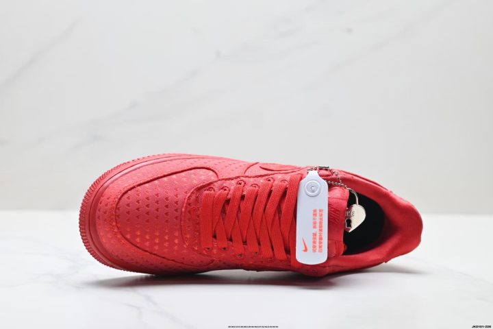 About Us - Nike Air Force 1 ’07 Nike Air Force 1 ’07 The <strong data-start="548" data-end="572">Nike Air Force 1 ’07</strong> is a low-top icon built for everyday wear. Soft, springy cushioning and a supportive midsole keep comfort hig