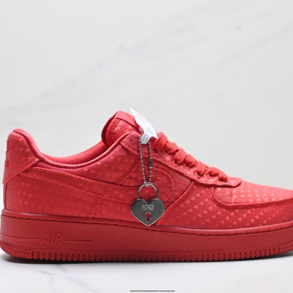 Nike Air Force 1 ’07