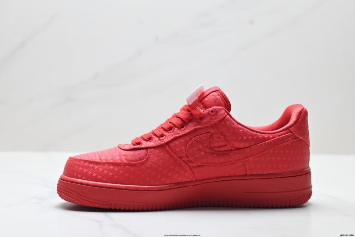 About Us - Nike Air Force 1 ’07 Nike Air Force 1 ’07 The <strong data-start="548" data-end="572">Nike Air Force 1 ’07</strong> is a low-top icon built for everyday wear. Soft, springy cushioning and a supportive midsole keep comfort hig