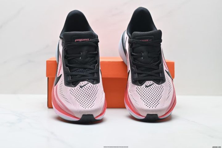 Nike Air Zoom Pegasus 42 breathable mesh upper close up