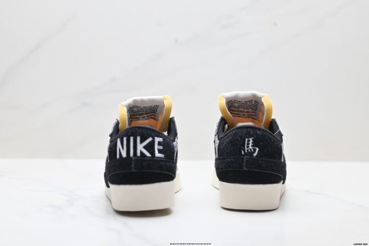 Nike Blazer Low ’77 Jumbo 11 About Us - Nike Blazer Low ’77 Jumbo Nike Blazer Low ’77 Jumbo The <strong data-start="643" data-end="672">Nike Blazer Low ’77 Jumbo</strong> refreshes a timeless low-top classic with bold “jumbo” details for a standout retro look
