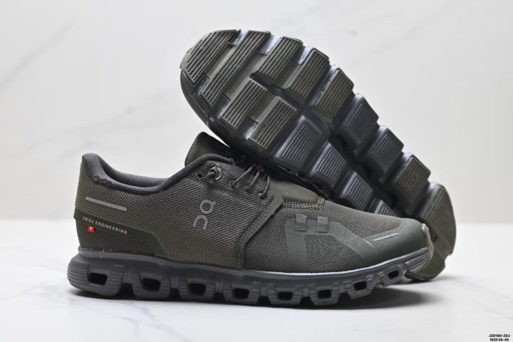 On Cloud 6 engineered mesh upper close up