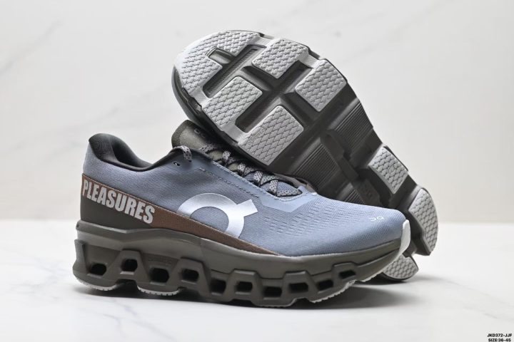 On Cloudmonster outsole traction detail