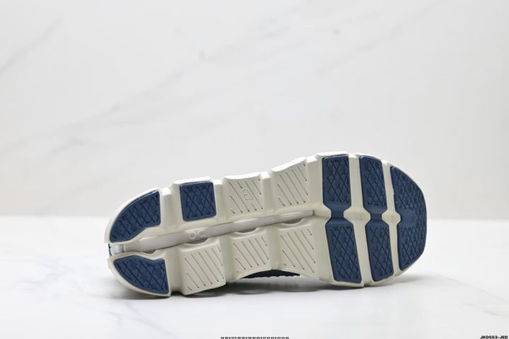 On Cloudswift 4 16 About Us - On Cloudswift 4 On Cloudswift 4 <strong data-start="556" data-end="575">On Cloudswift 4</strong> is a lightweight low-top running shoe with an outdoor street-tech vibe. Inspired by sport heritage and updated with modern comfort, it blends a bold retro look with a more wearable, daily-ready feel.