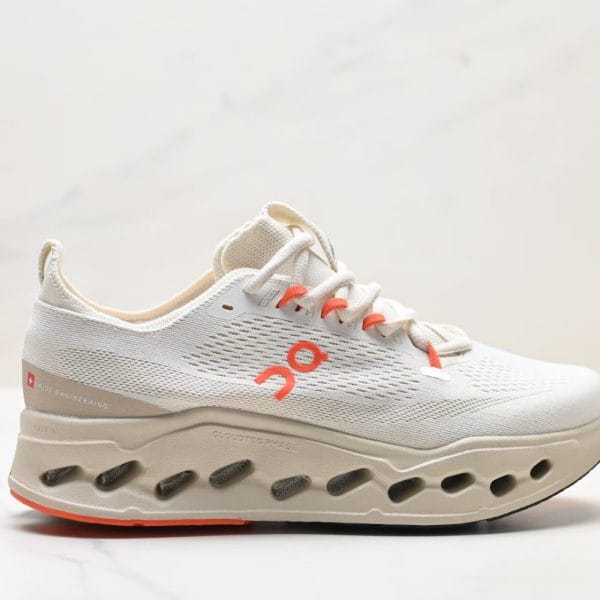 On Cloudsurfer Max running shoes side view JZD180-JJE