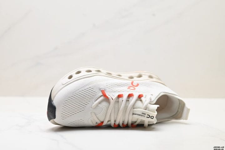 On Cloudsurfer Max 8 On Cloudsurfer Max engineered knit upper close up