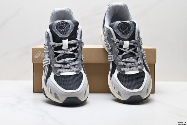 ASICS GEL-SONOMA 15 About Us - ASICS GEL-SONOMA ASICS GEL-SONOMA TR62 <strong data-start="568" data-end="593">ASICS GEL-SONOMA TR62</strong> is a comfortable, easy-to-style low-top runner built for daily wear and active routines. A breathable textile upper paired with synthetic leather overlays adds durability and structure, while GEL cushioning helps soften impact for a smoother feel.