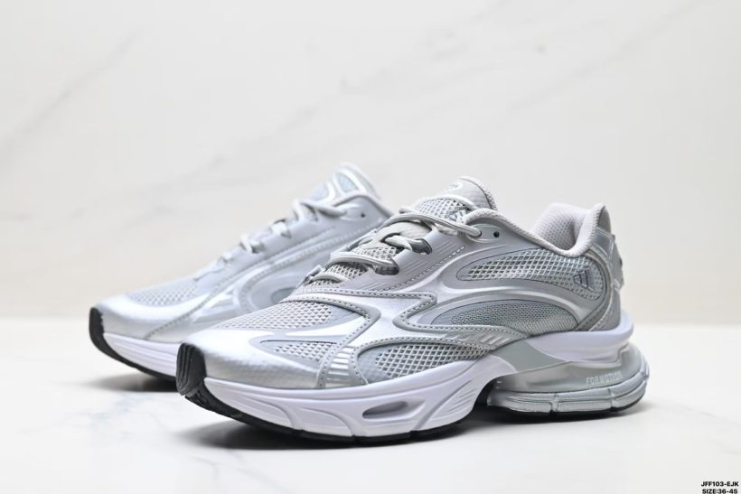 Adidas Formotion One casual upper detail